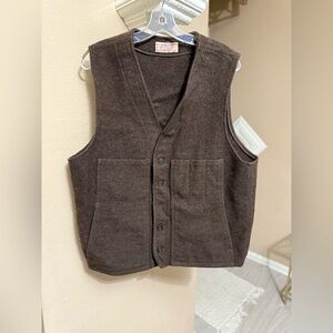 Filson Brown 💯 % virgin Wool Vest
